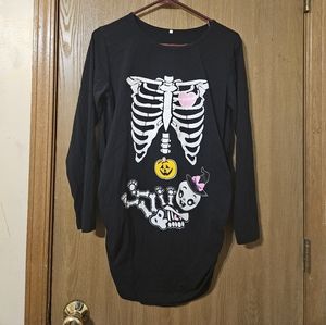 Maternity Halloween Skeleton size L shirt